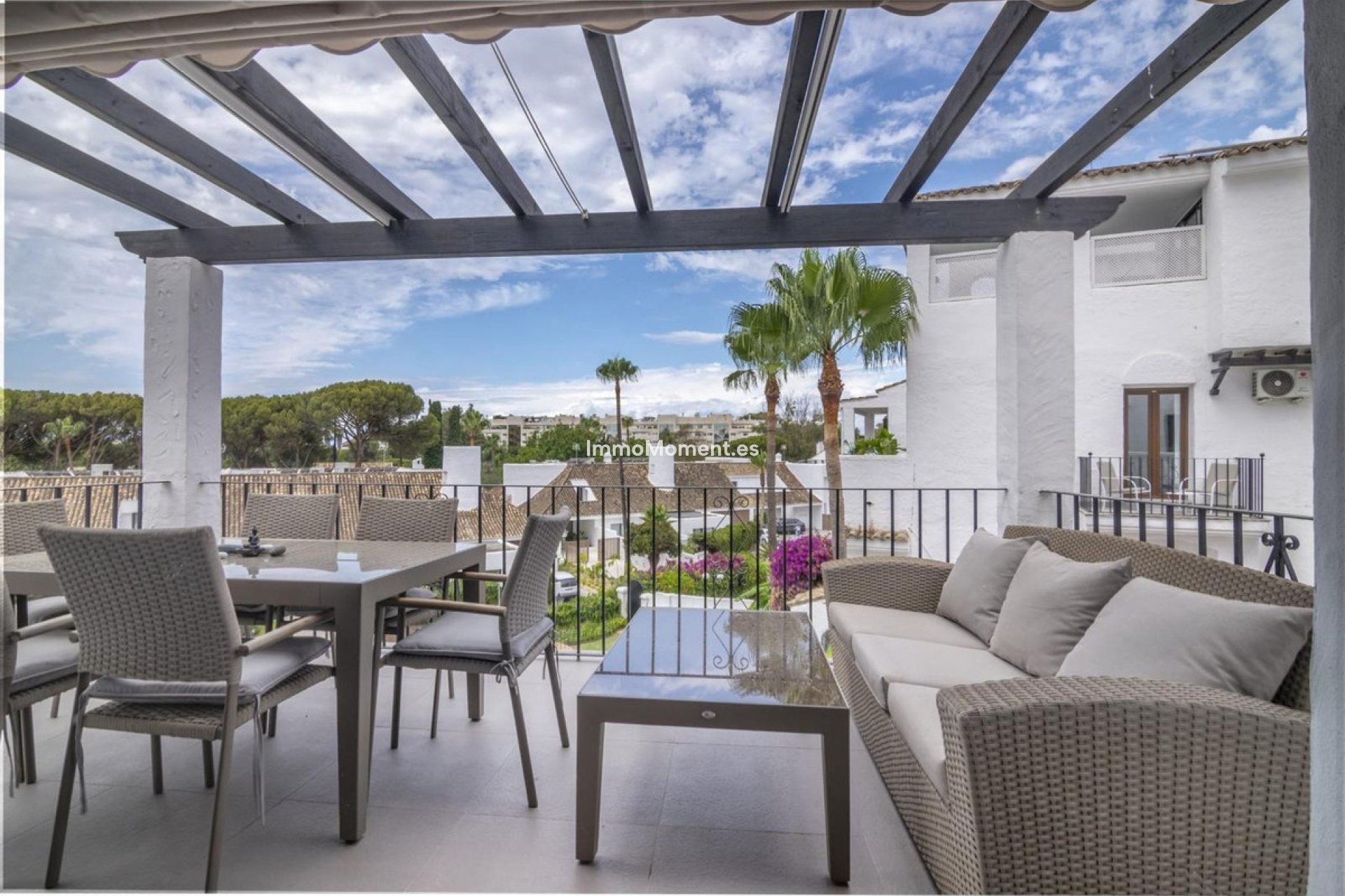 Resale - Apartment - Puerto Banús