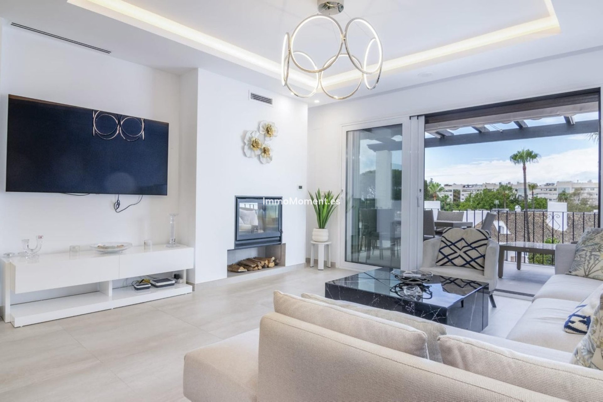 Resale - Apartment - Puerto Banús