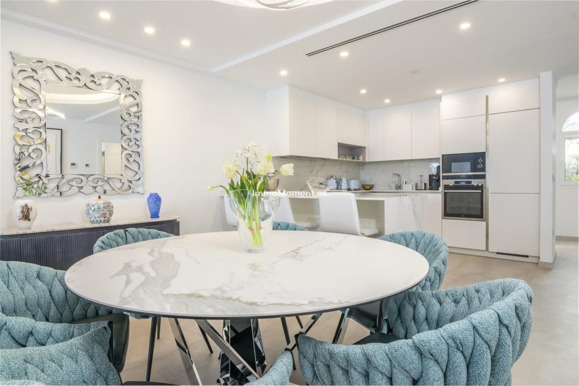 Resale - Apartment - Puerto Banús