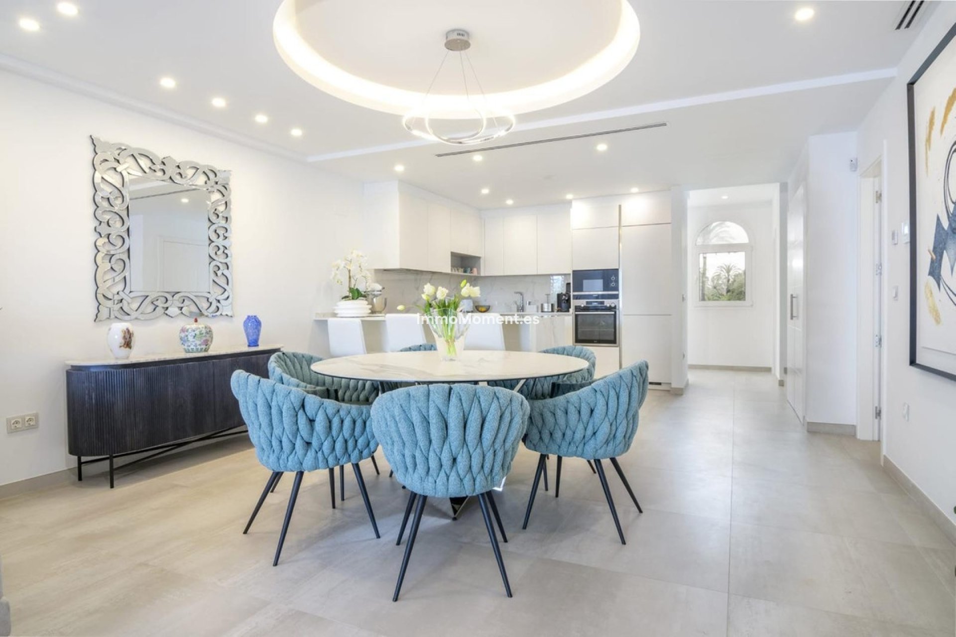 Resale - Apartment - Puerto Banús
