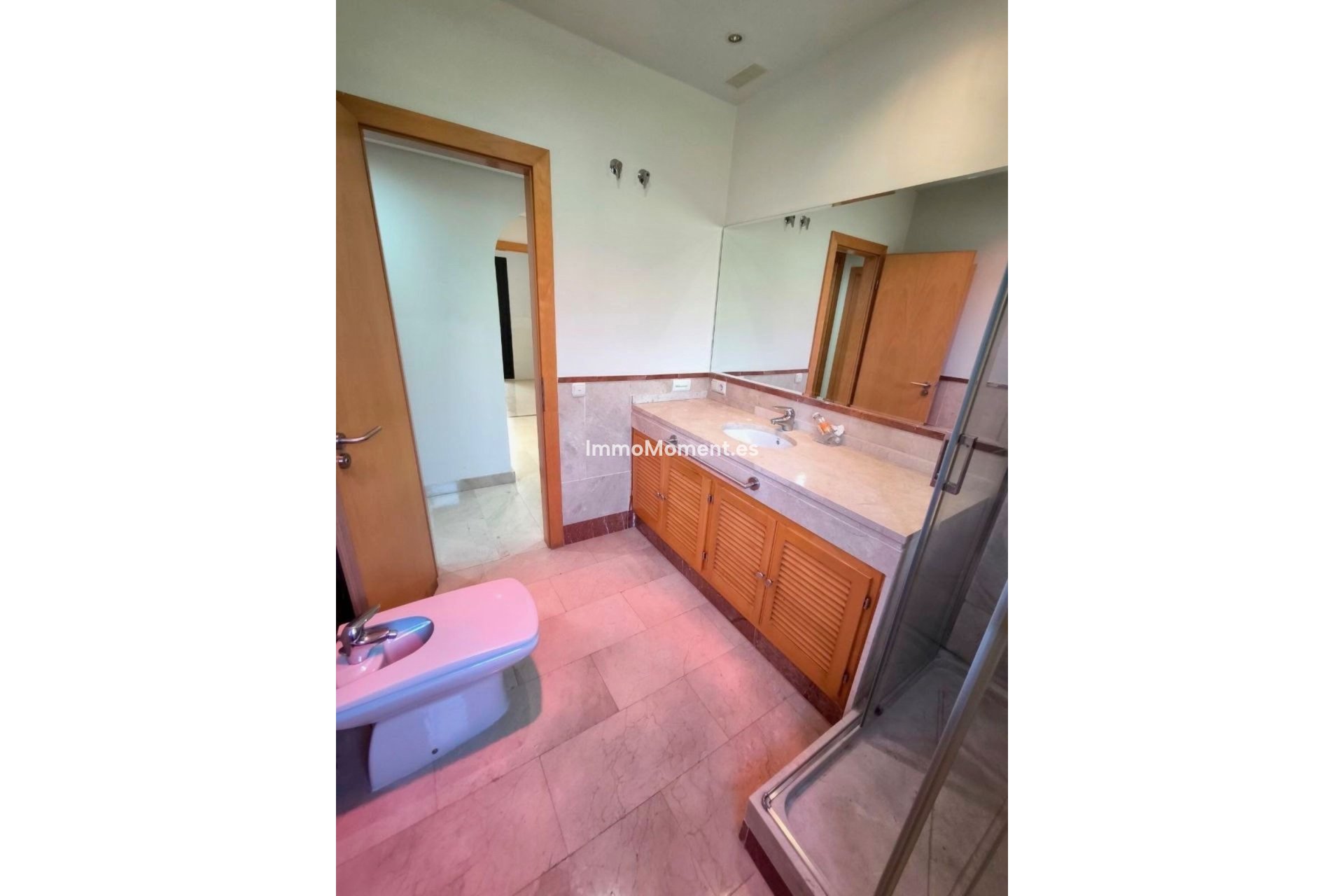 Resale - Apartment - Puerto Banús