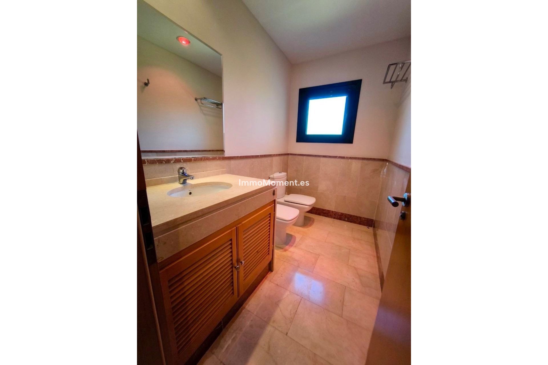 Resale - Apartment - Puerto Banús
