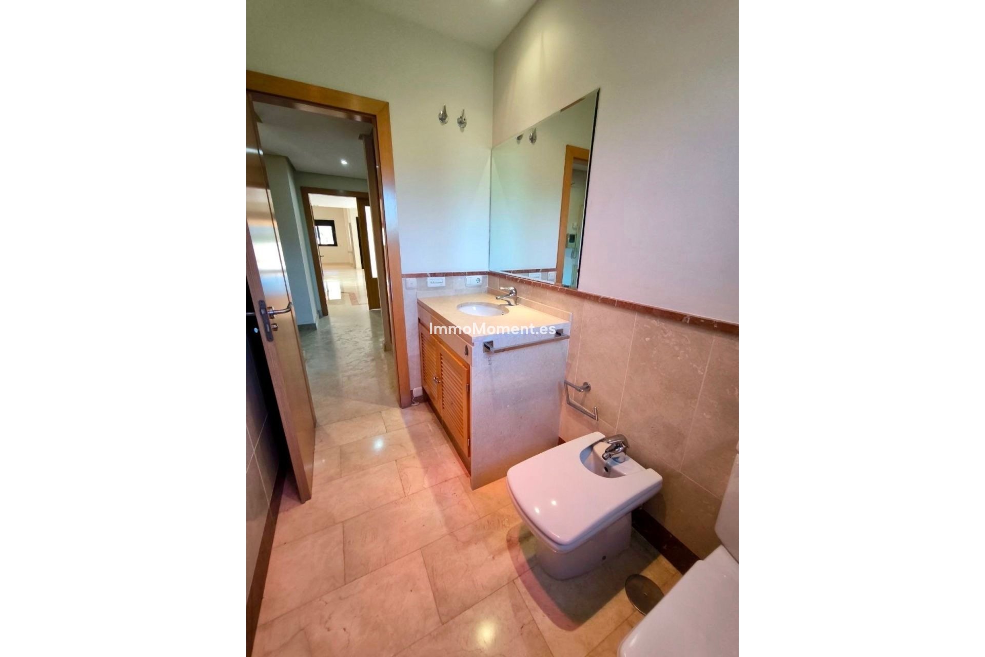 Resale - Apartment - Puerto Banús