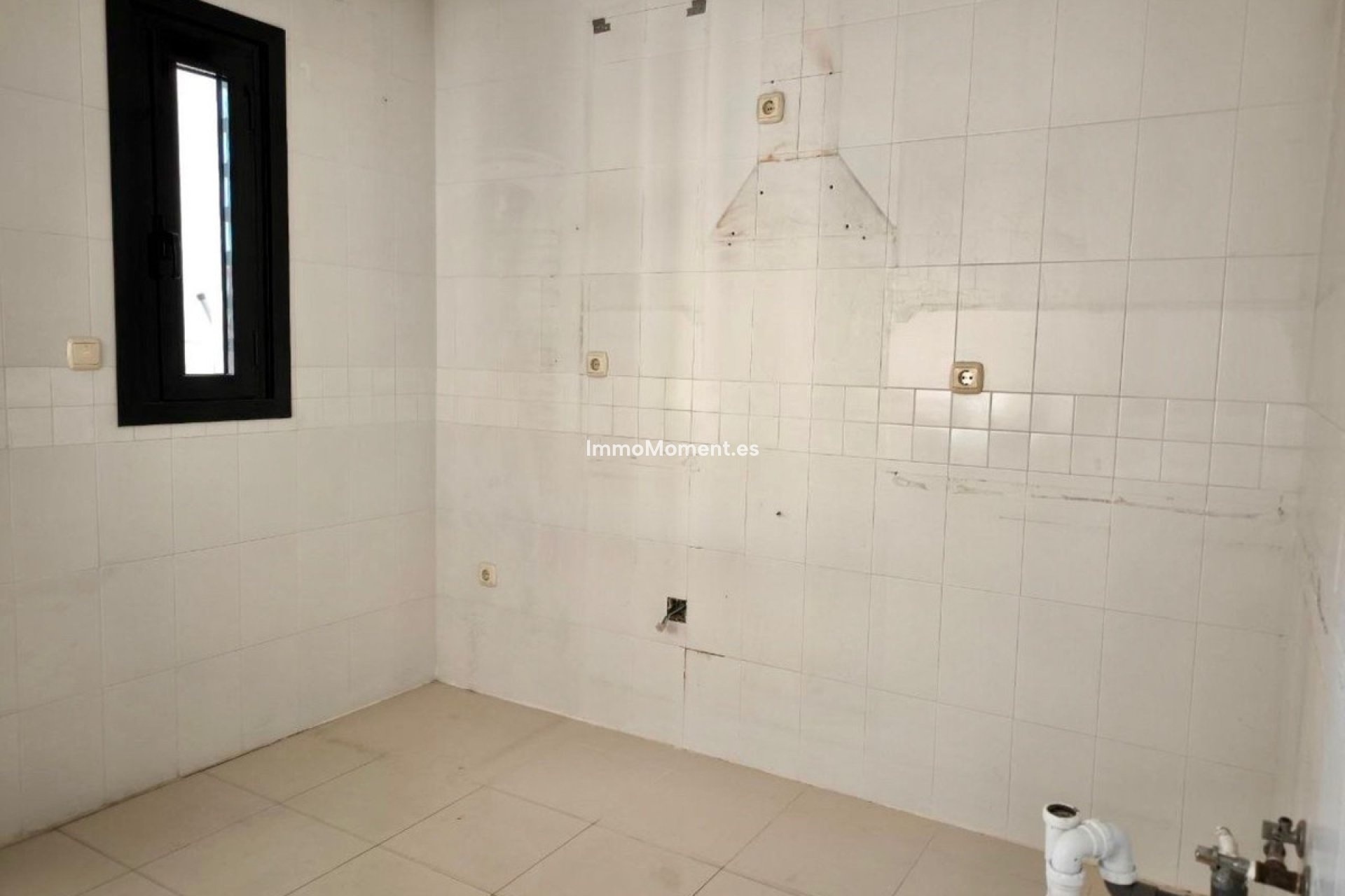 Resale - Apartment - Puerto Banús