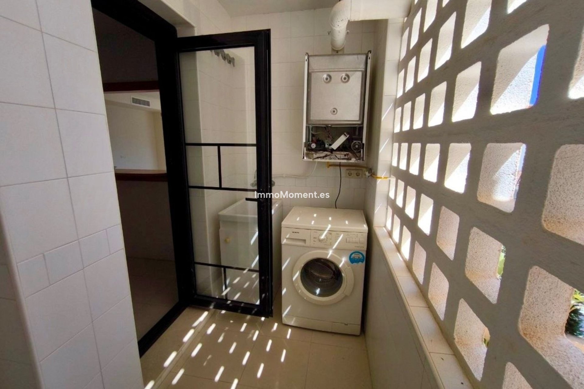 Resale - Apartment - Puerto Banús