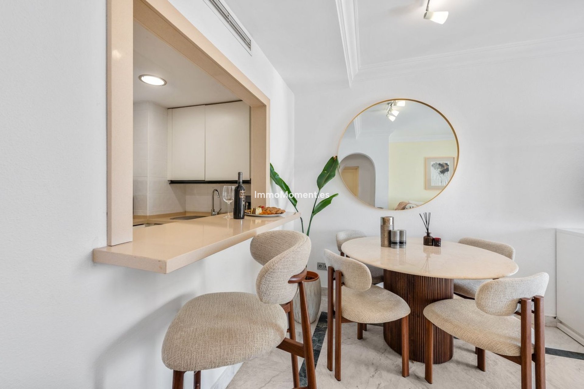 Resale - Apartment - Puerto Banús