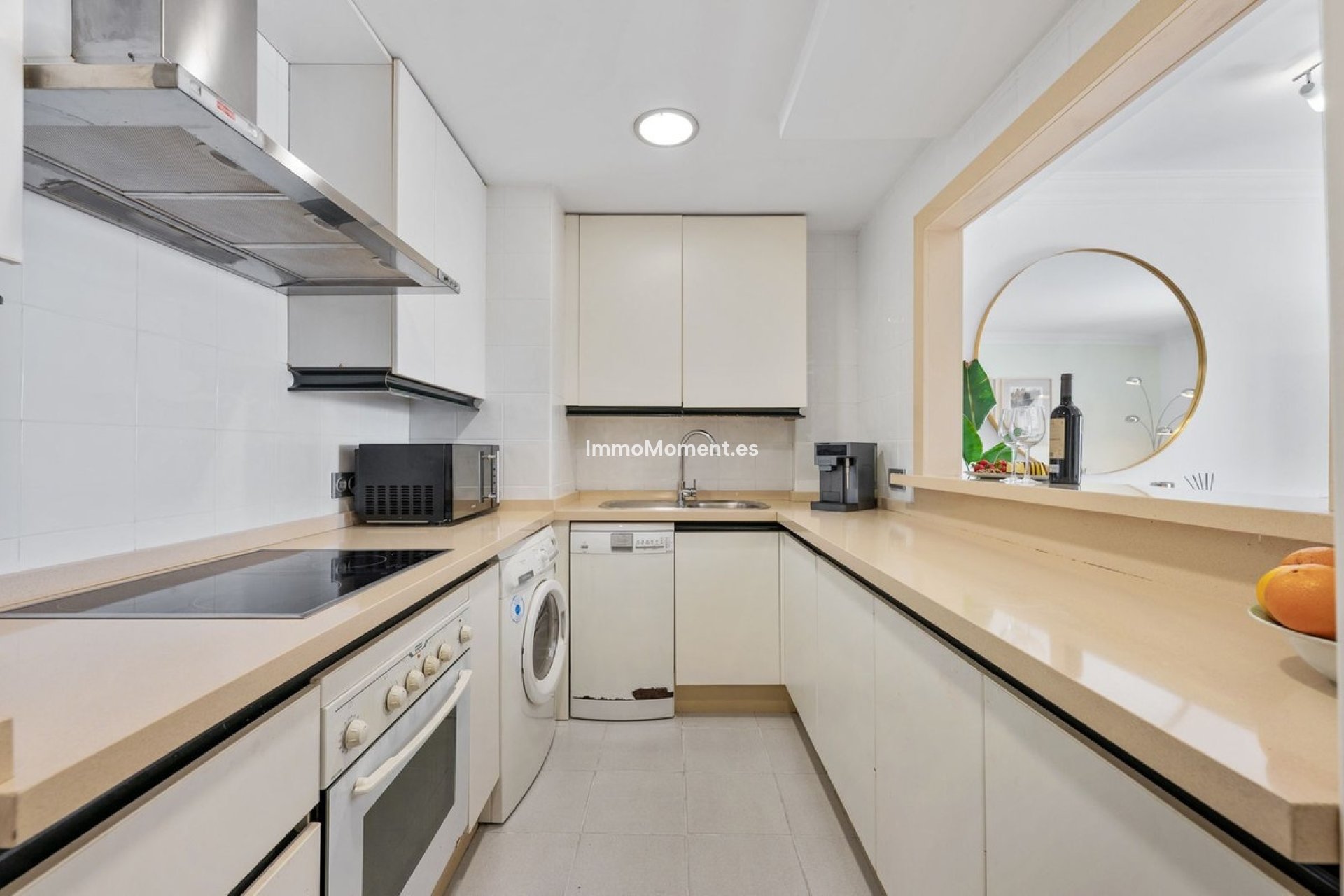 Resale - Apartment - Puerto Banús