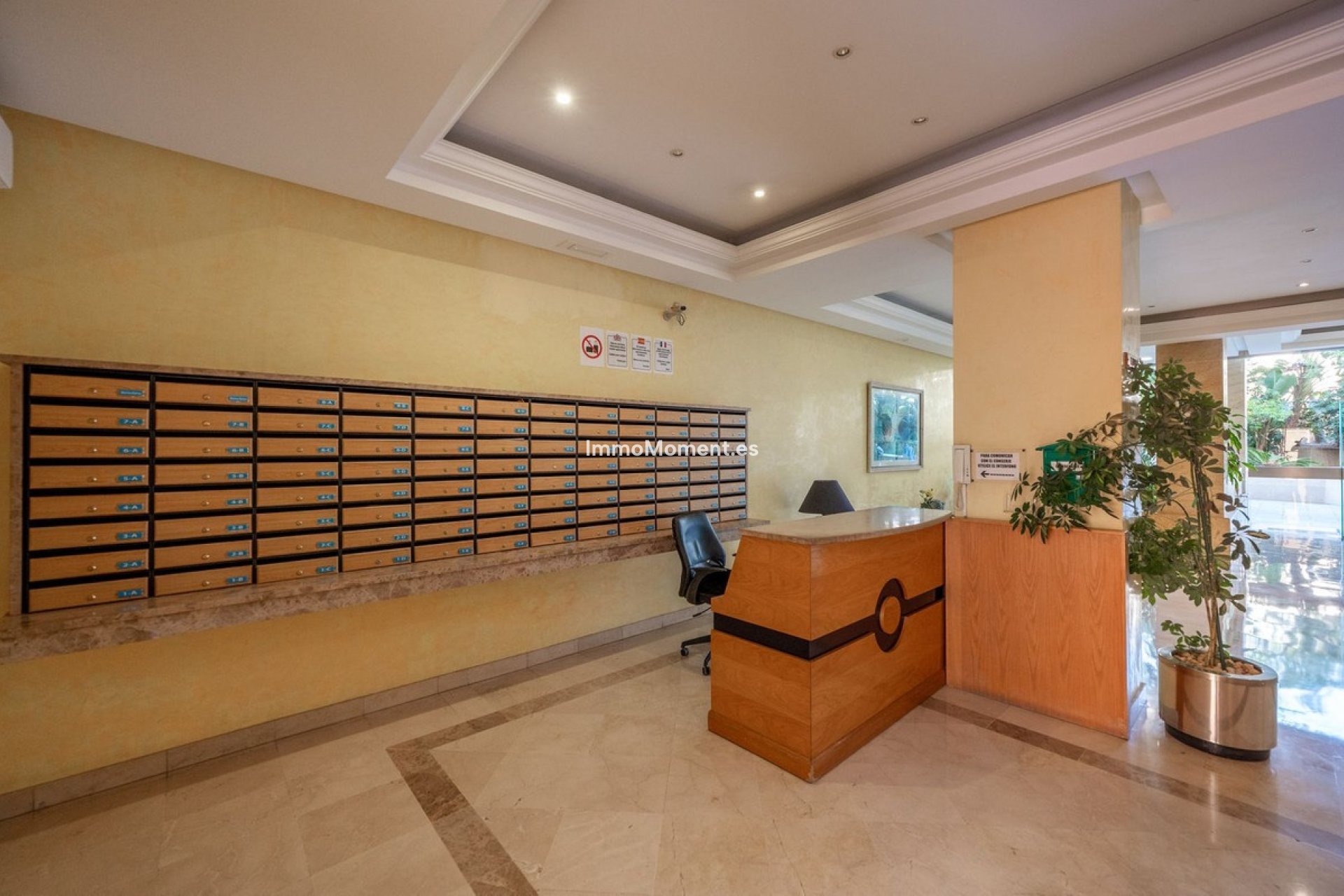 Resale - Apartment - Puerto Banús