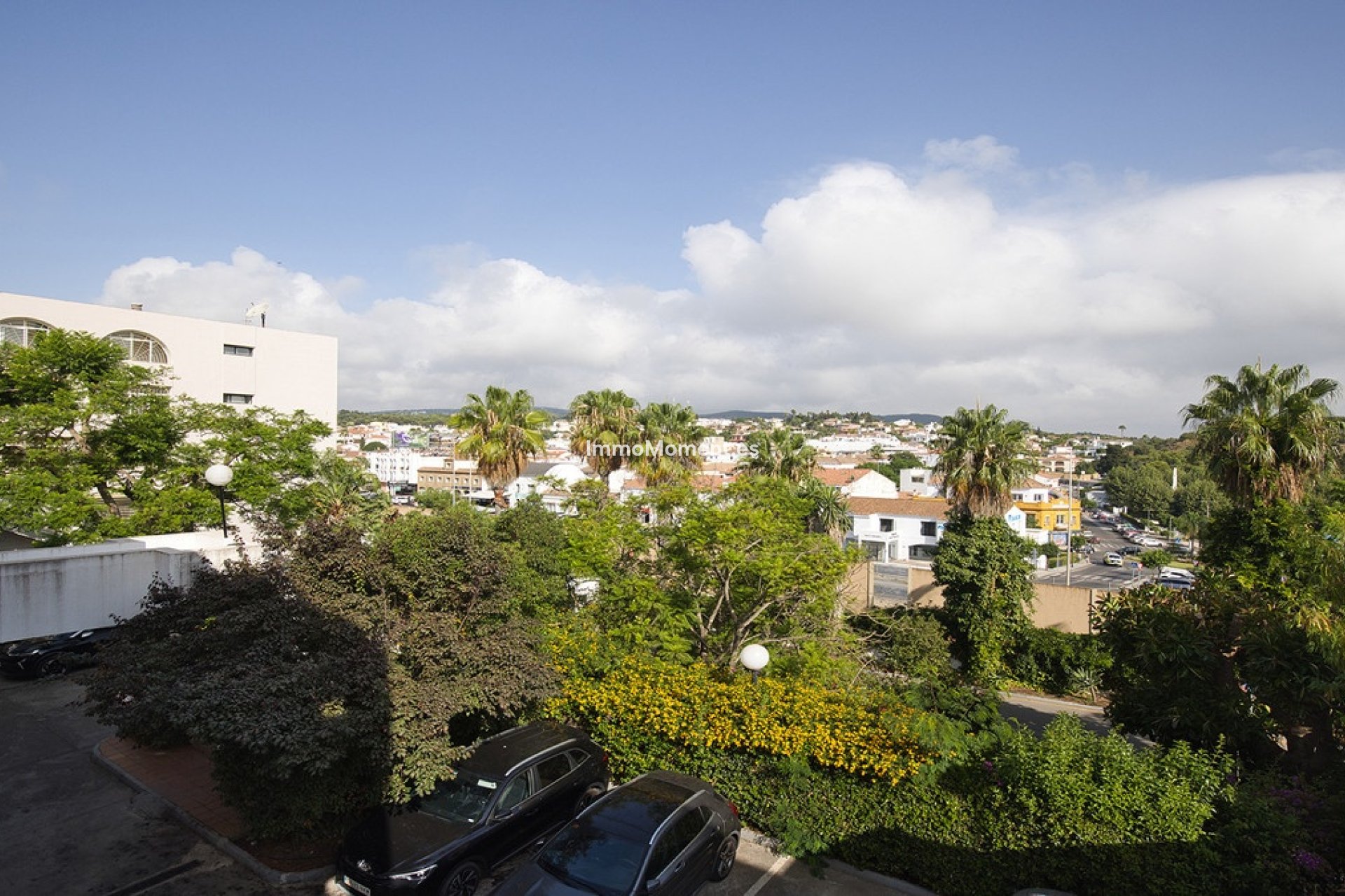 Resale - Apartment - Sotogrande - Sotogrande Costa
