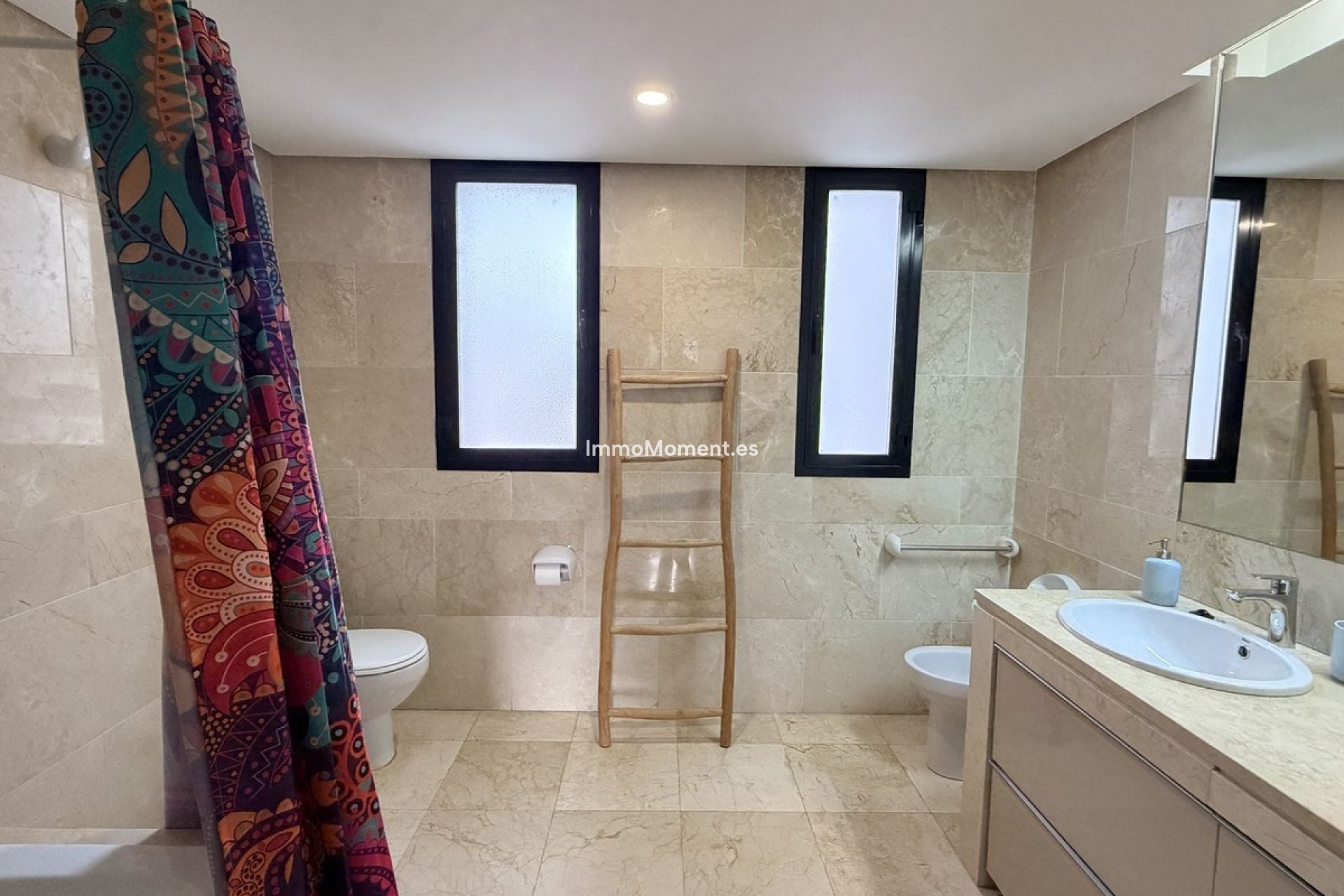 Resale - Apartment - Sotogrande - Sotogrande Costa