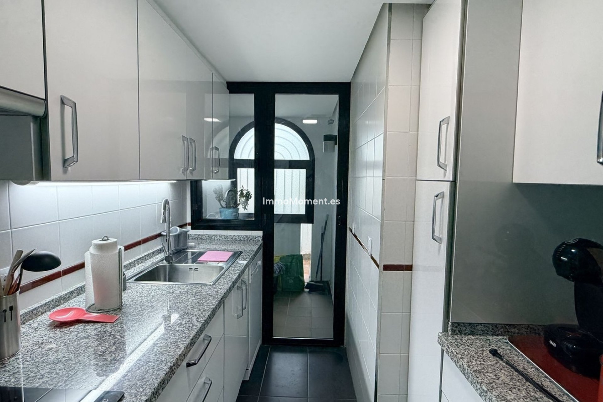 Resale - Apartment - Sotogrande - Sotogrande Costa