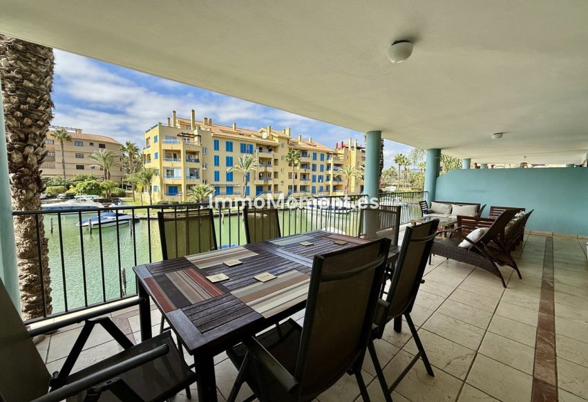 Resale - Apartment - Sotogrande - Sotogrande Puerto