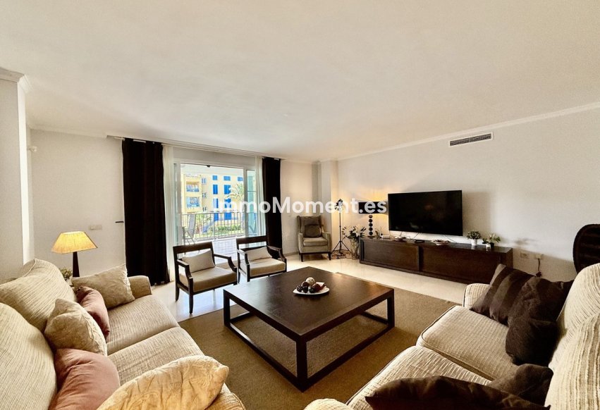 Resale - Apartment - Sotogrande - Sotogrande Puerto