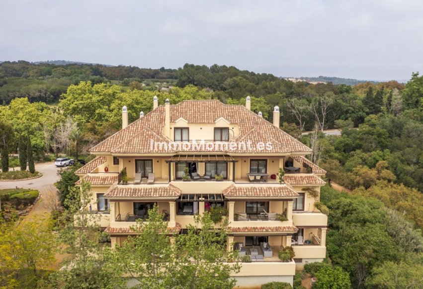 Resale - Apartment - Sotogrande