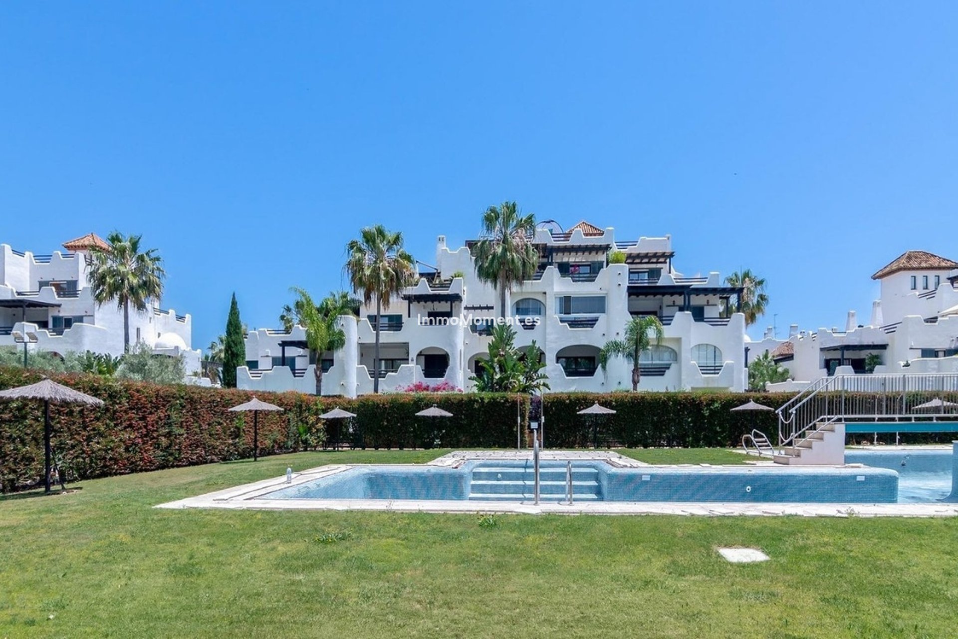 Resale - Apartment - Sotogrande