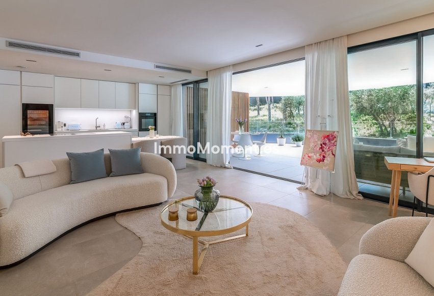 Resale - Apartment - Sotogrande
