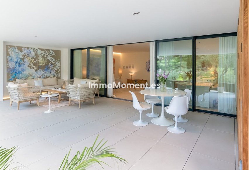 Resale - Apartment - Sotogrande