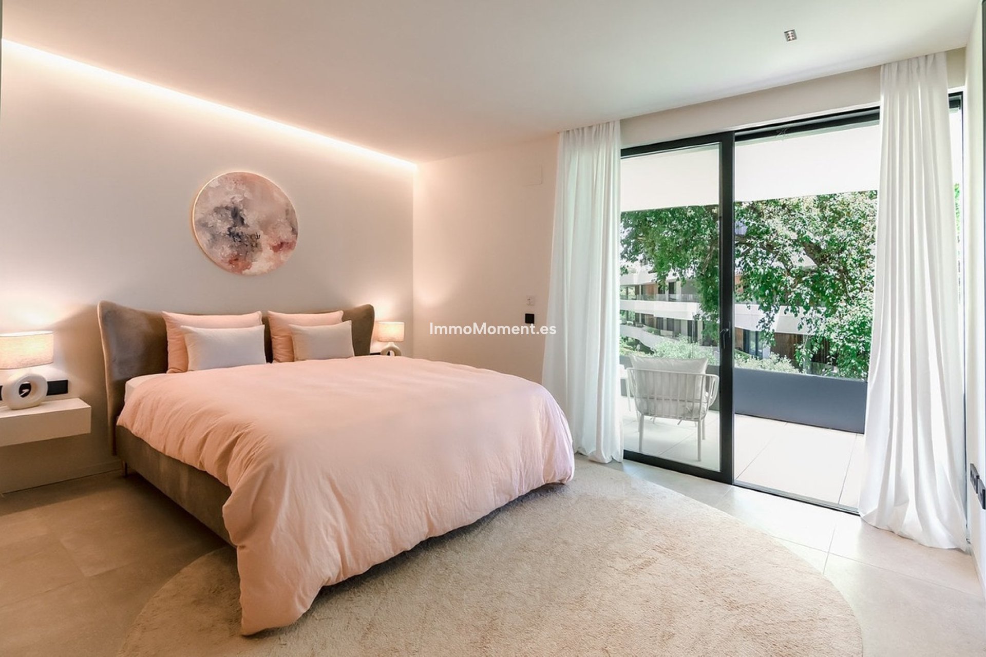 Resale - Apartment - Sotogrande