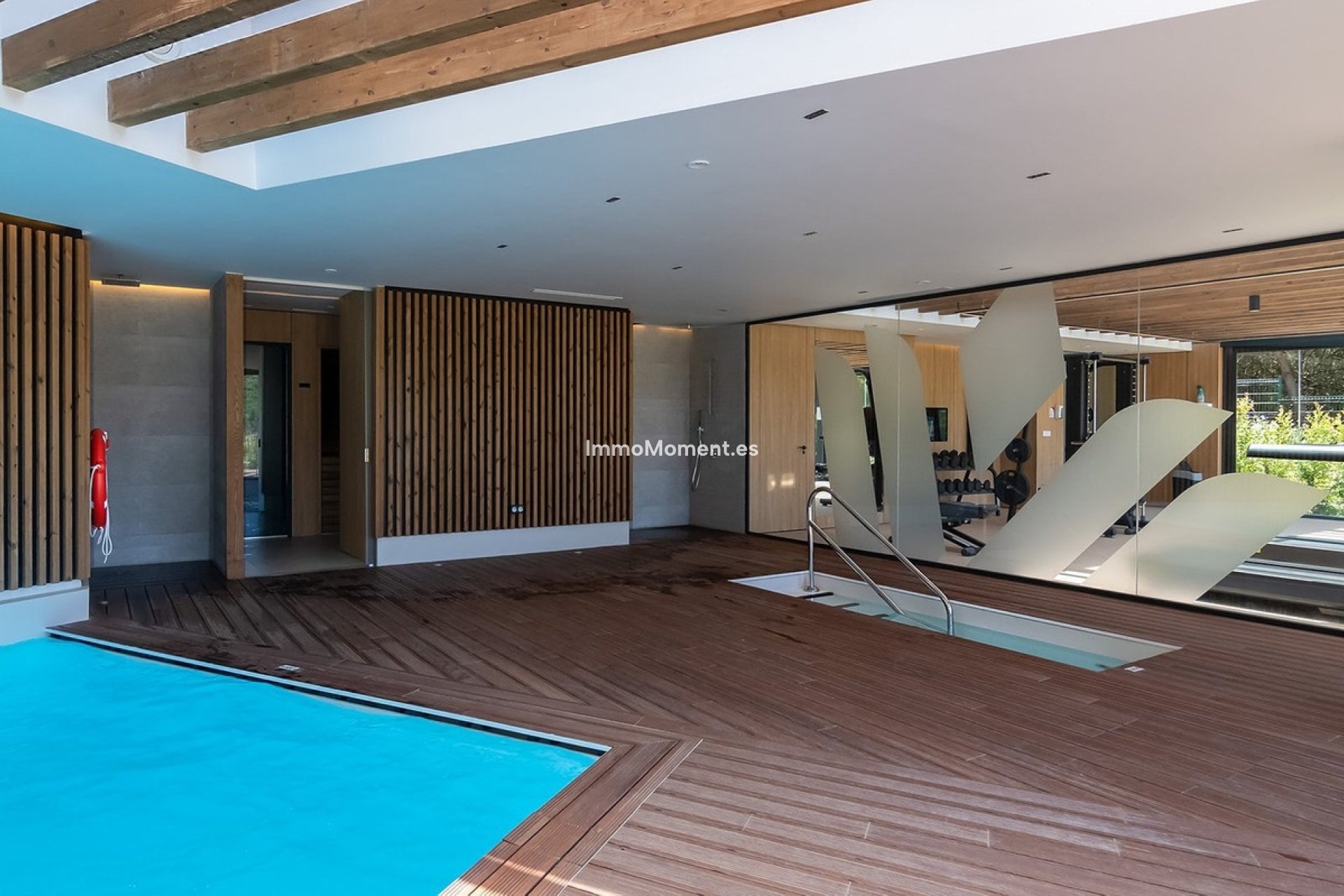 Resale - Apartment - Sotogrande
