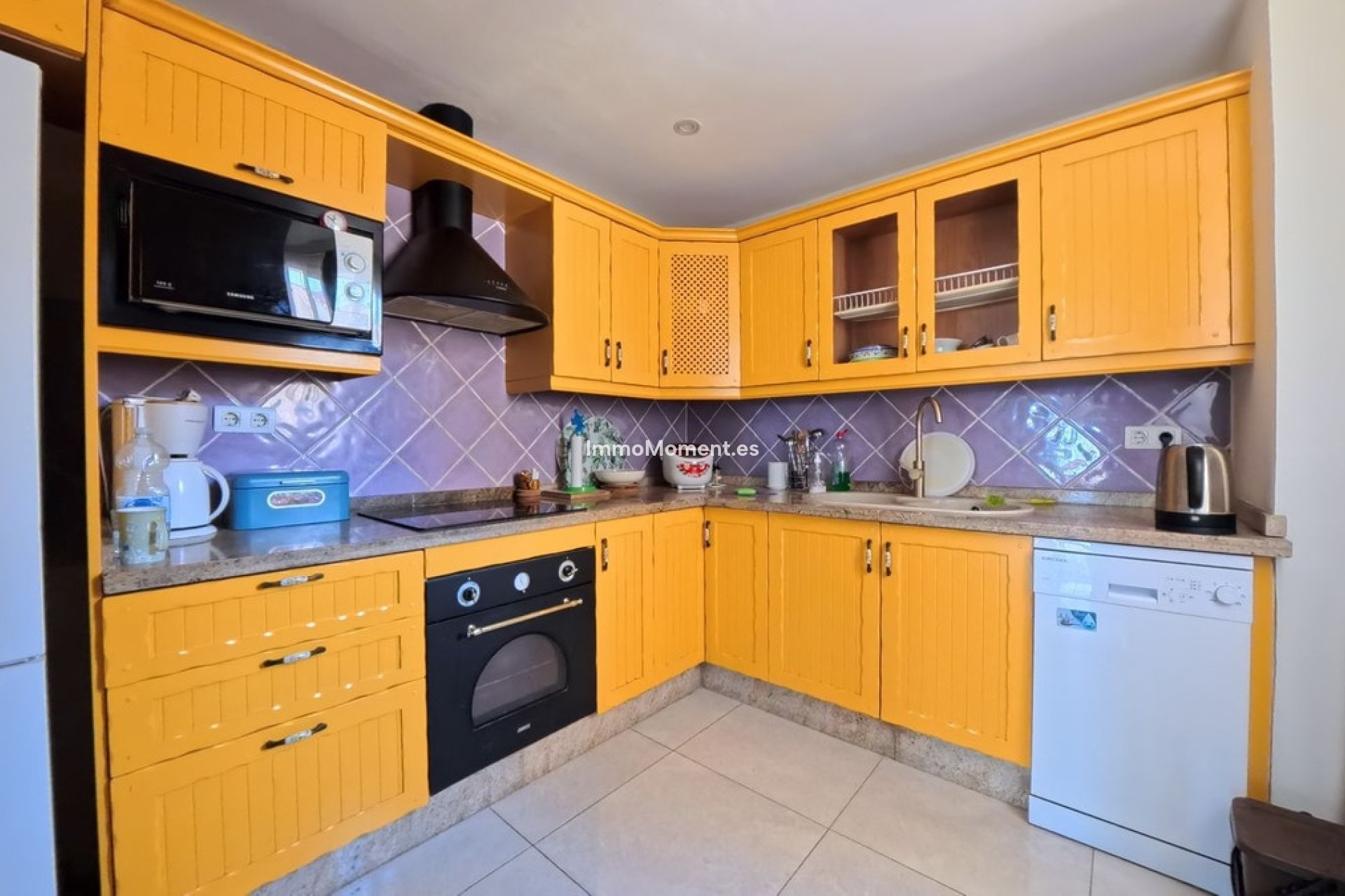 Resale - Apartment - Torremolinos - El Pinillo