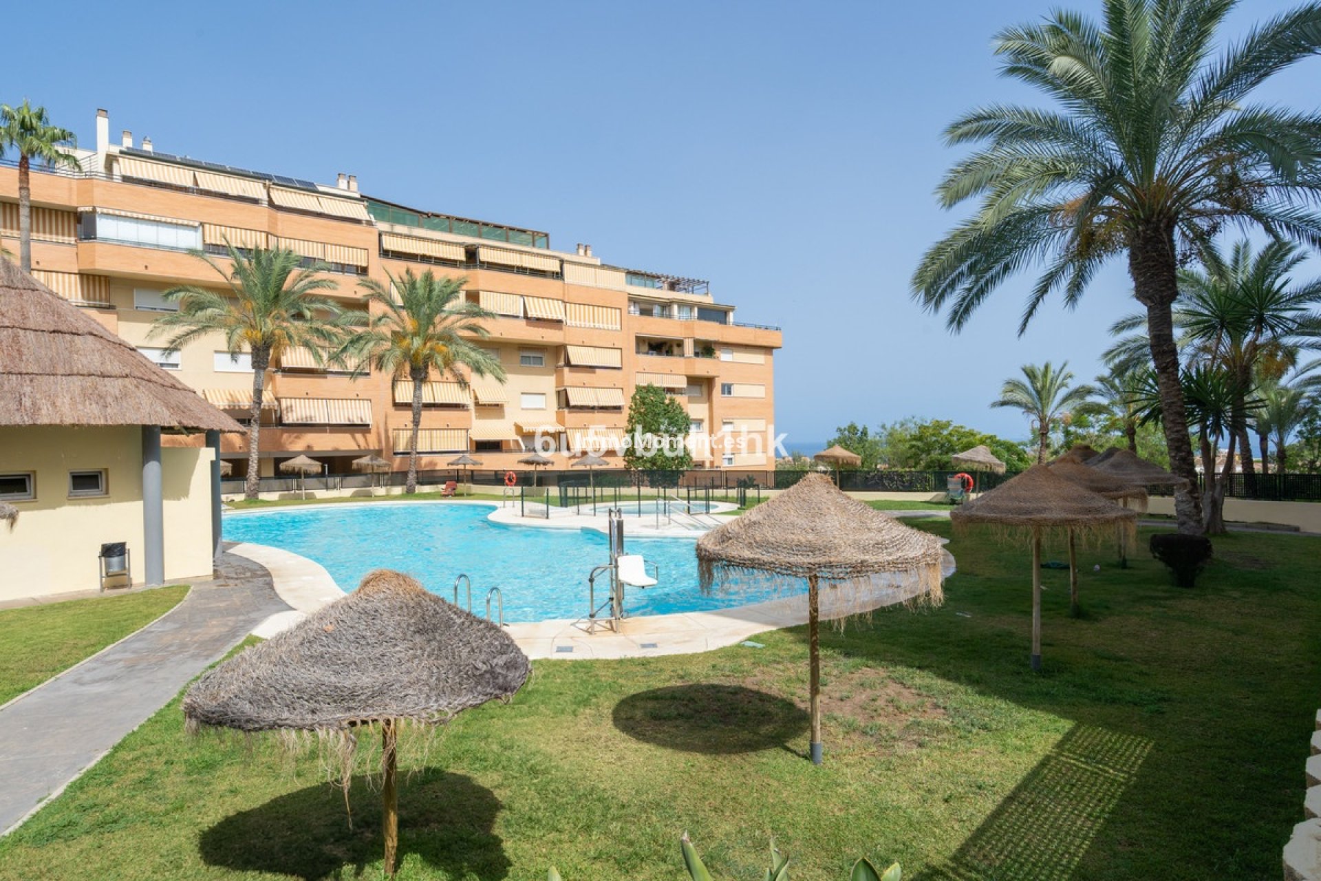 Resale - Apartment - Torremolinos - El Pinillo
