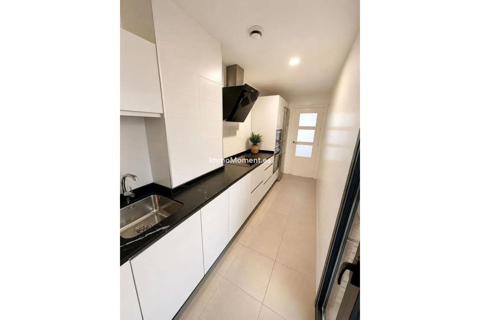 Resale - Apartment - Torremolinos - El Pinillo