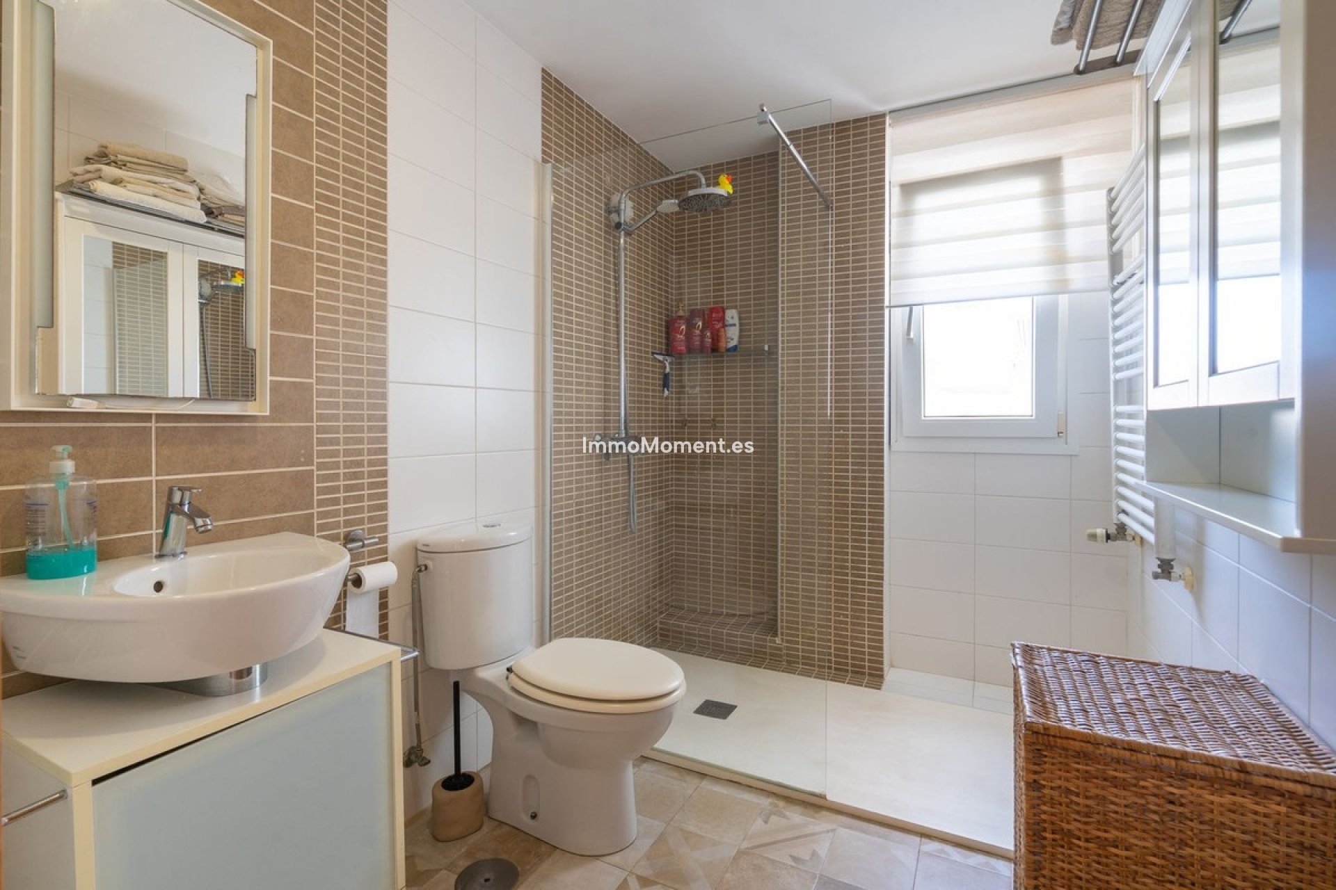 Resale - Apartment - Torremolinos - La Carihuela