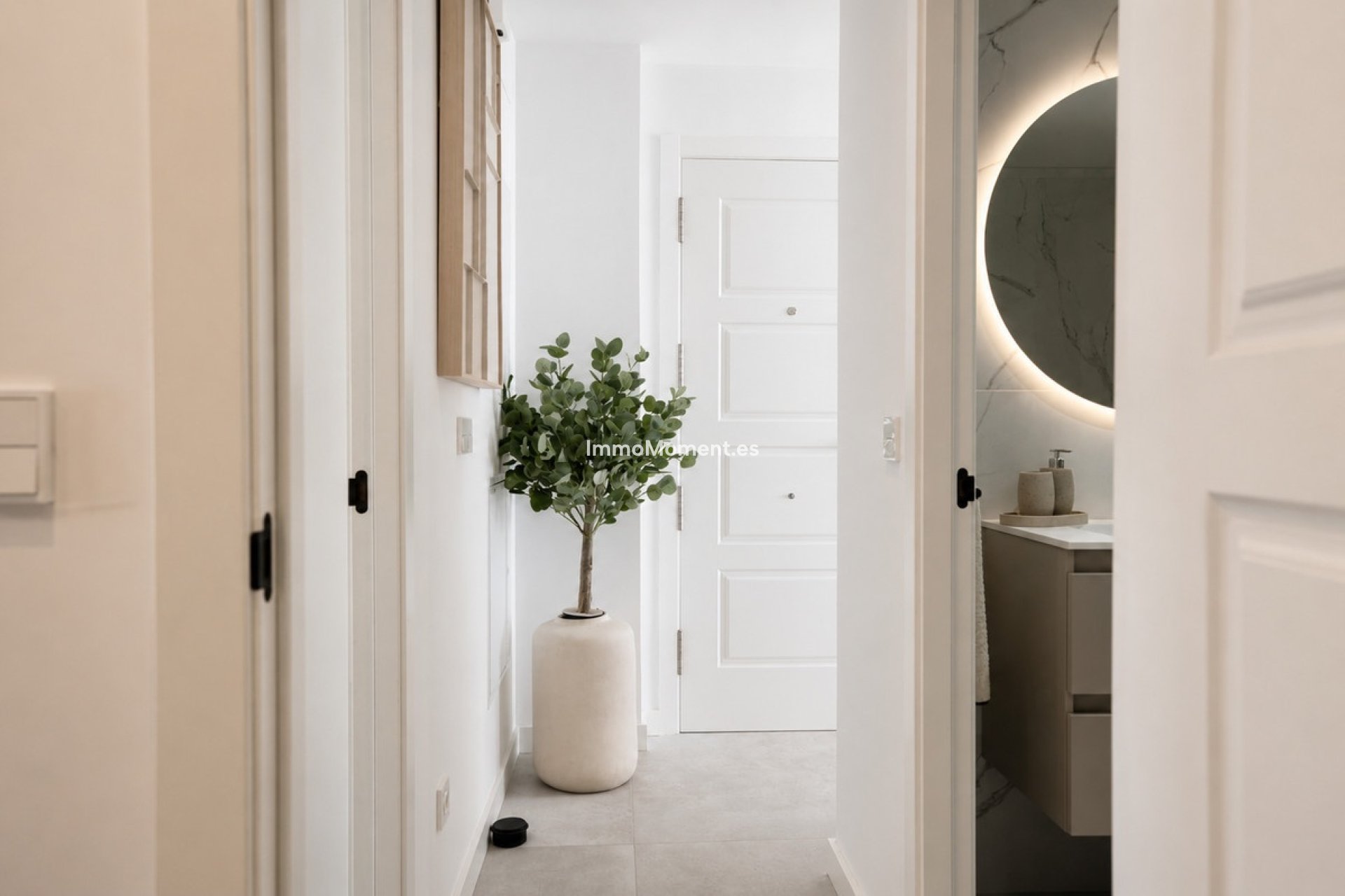 Resale - Apartment - Torremolinos - La Carihuela