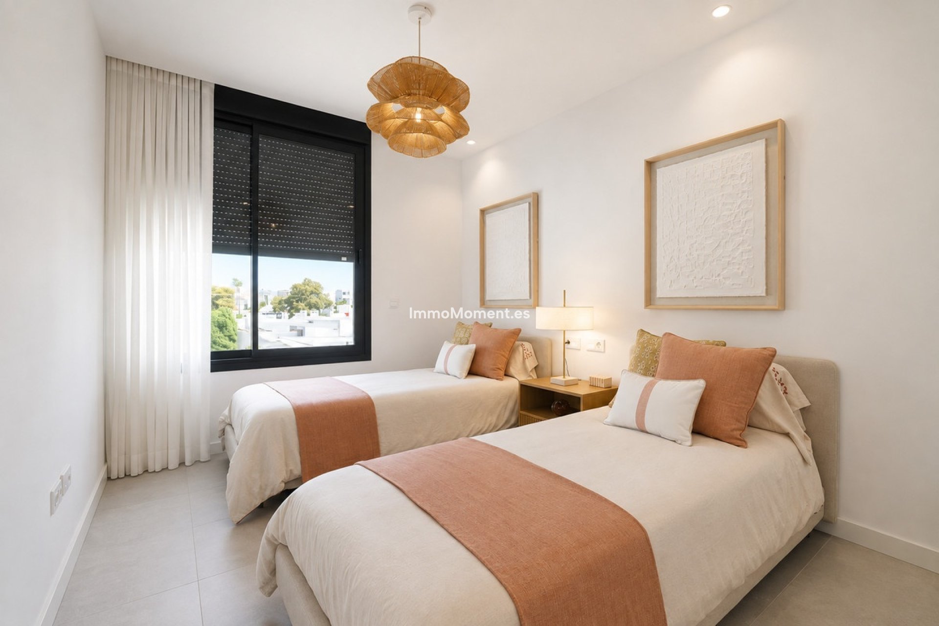 Resale - Apartment - Torremolinos - La Carihuela