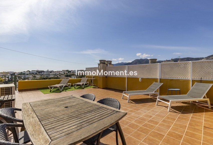 Resale - Apartment - Torremolinos - La Carihuela