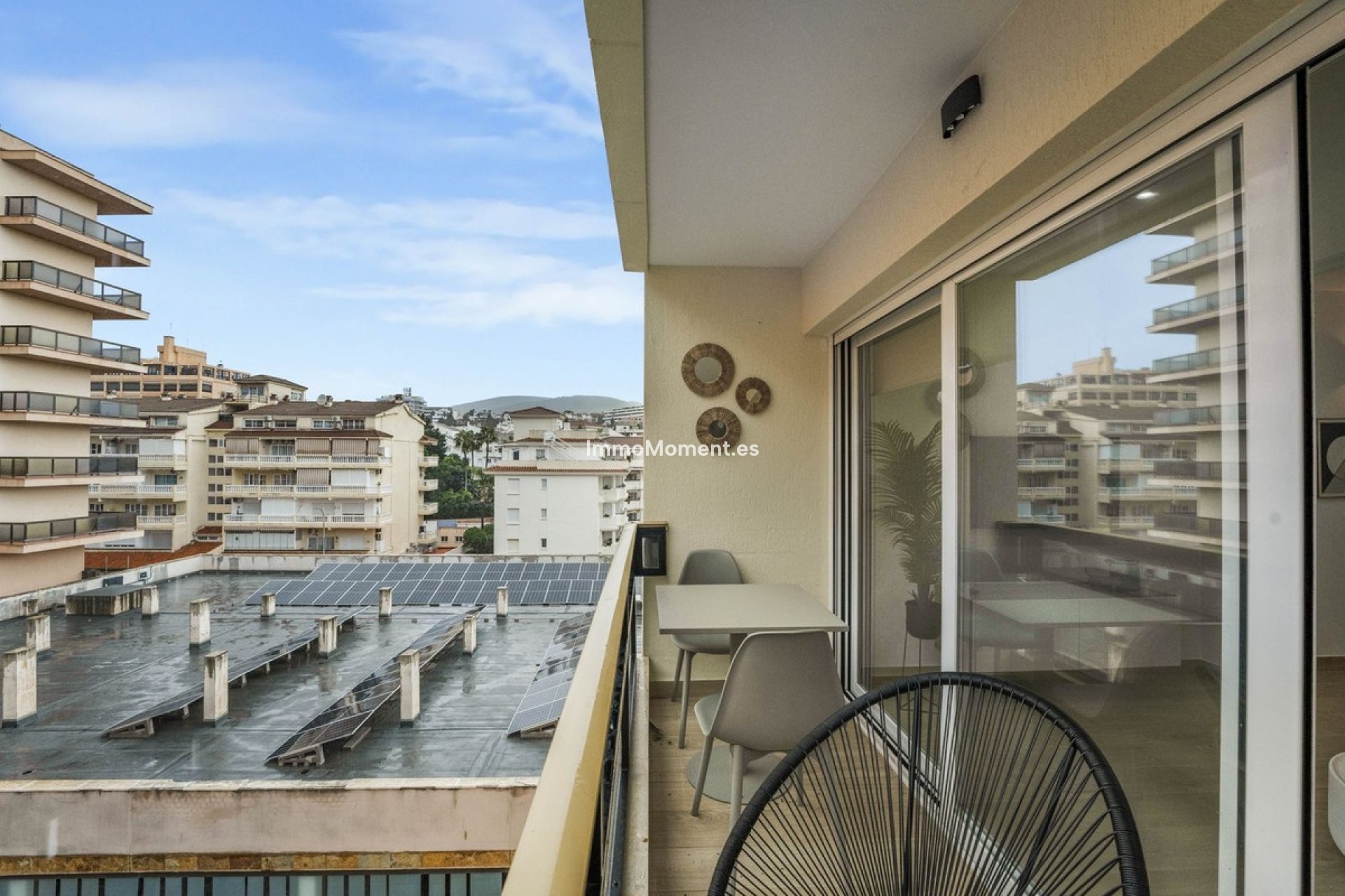 Resale - Apartment - Torremolinos - La Carihuela