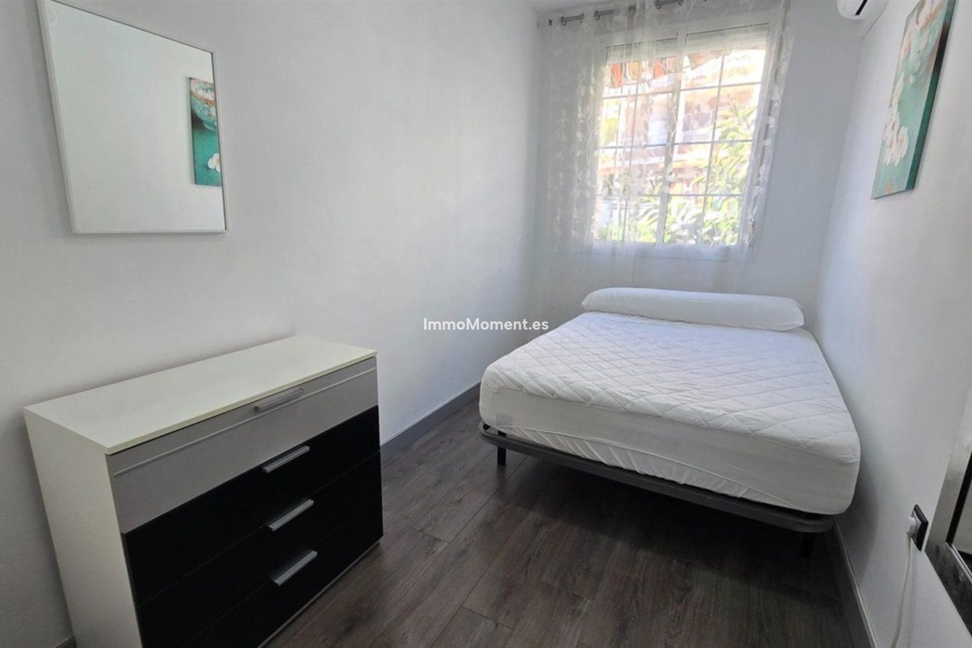 Resale - Apartment - Torremolinos - La Carihuela