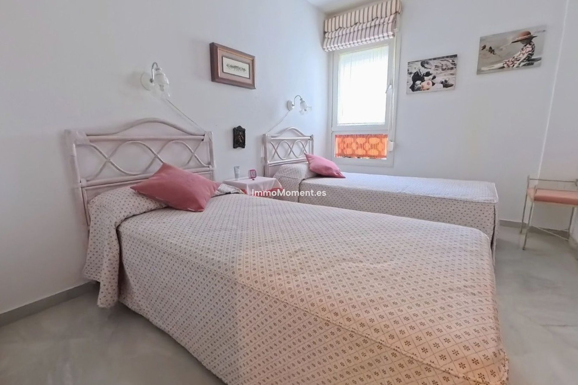 Resale - Apartment - Torremolinos - La Carihuela