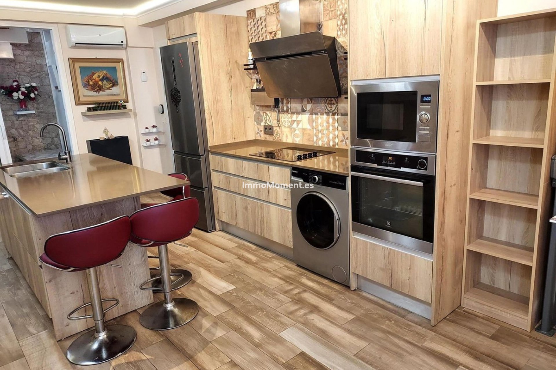 Resale - Apartment - Torremolinos - La Carihuela