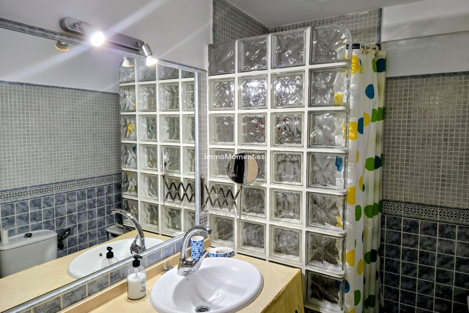 Resale - Apartment - Torremolinos - Montemar