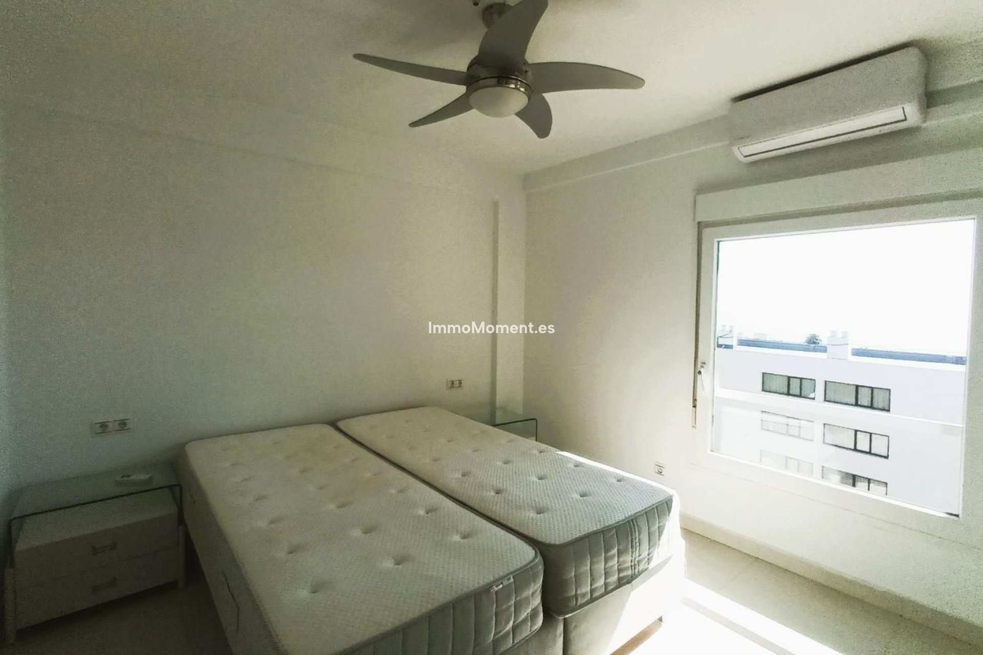 Resale - Apartment - Torremolinos - Montemar