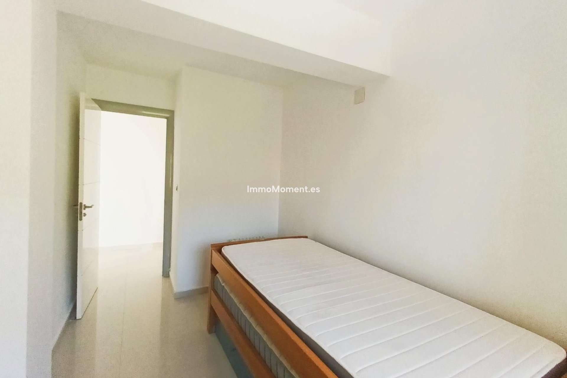 Resale - Apartment - Torremolinos - Montemar