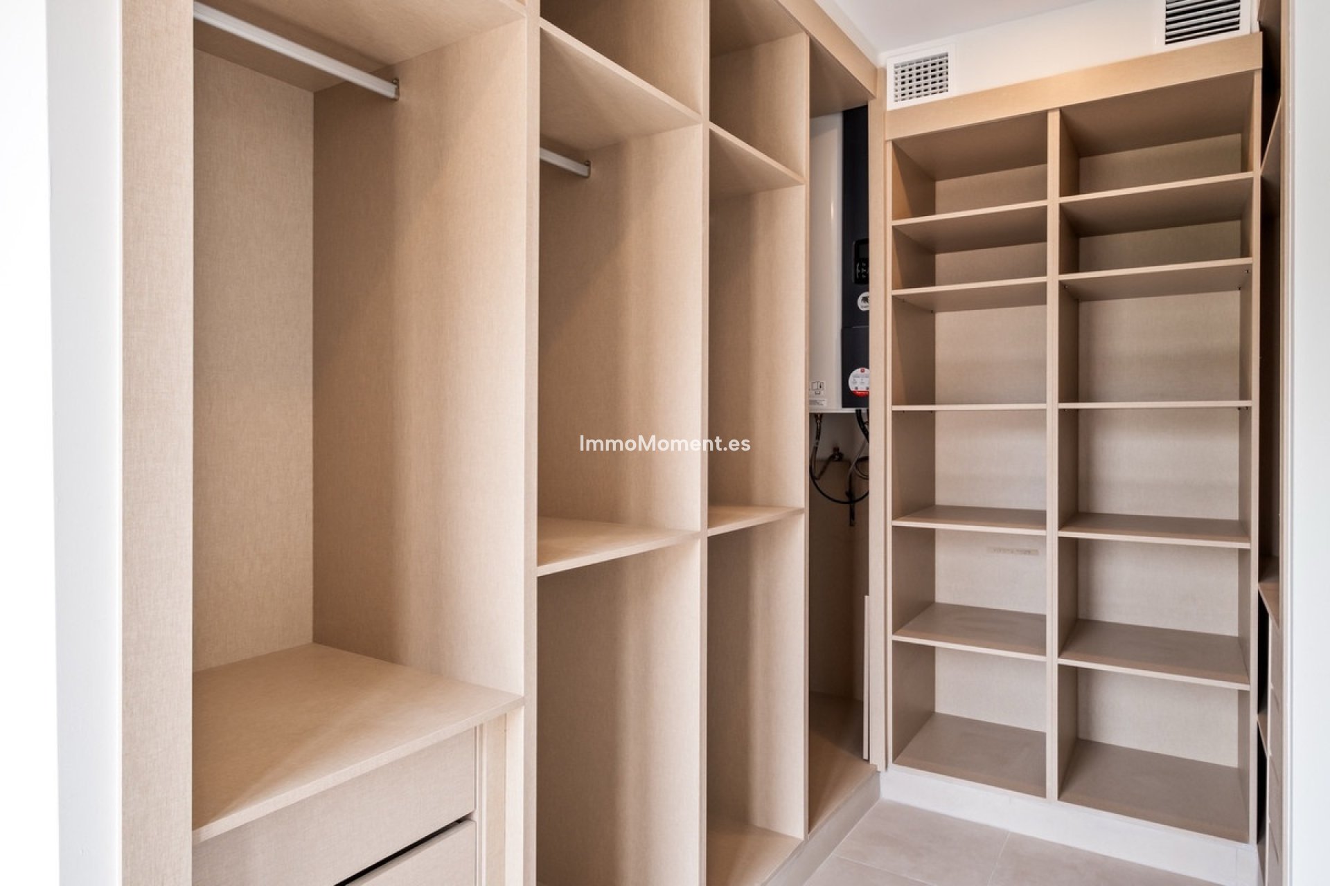Resale - Apartment - Torremolinos - Montemar