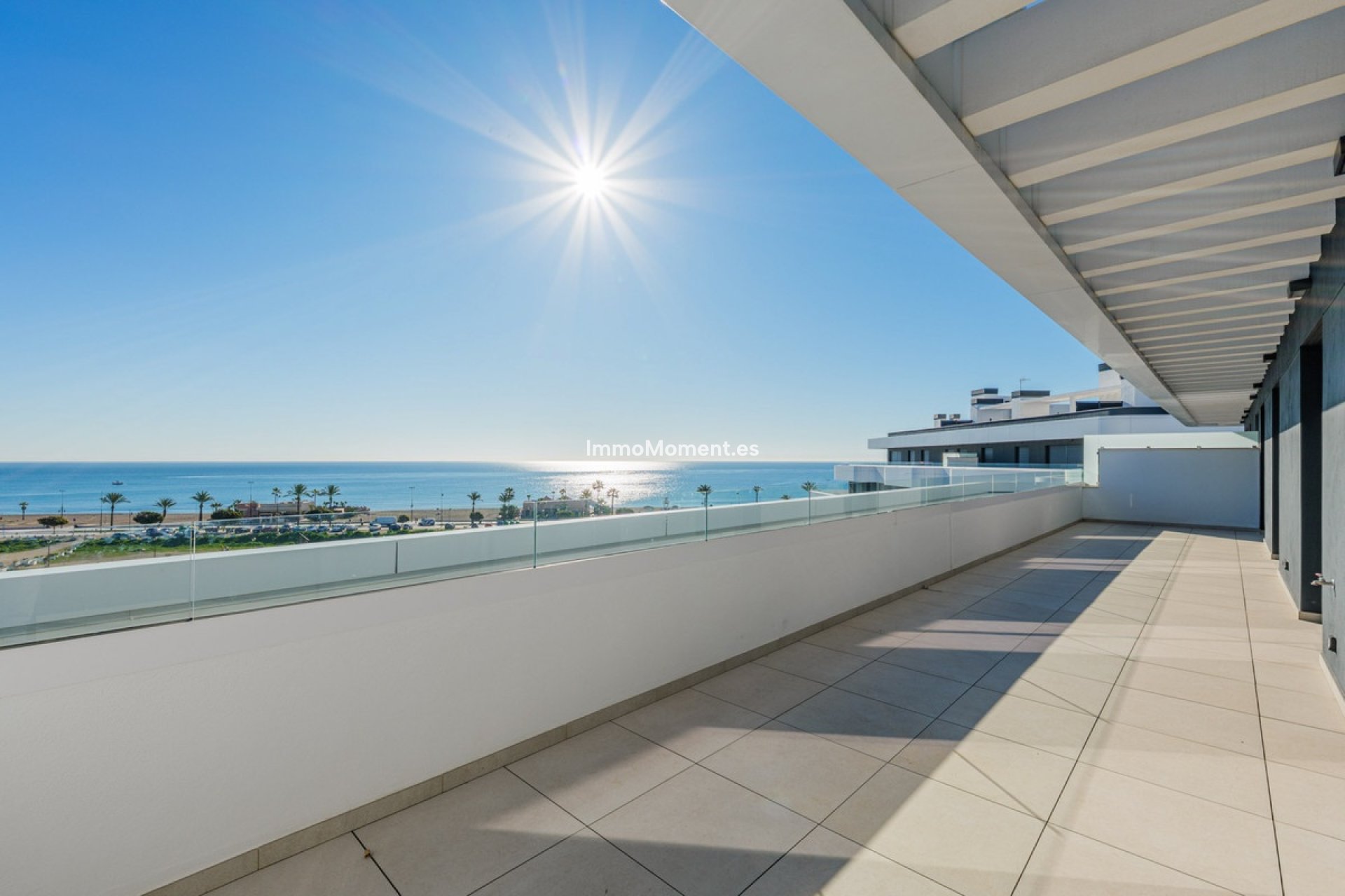 Resale - Apartment - Torremolinos - Playamar