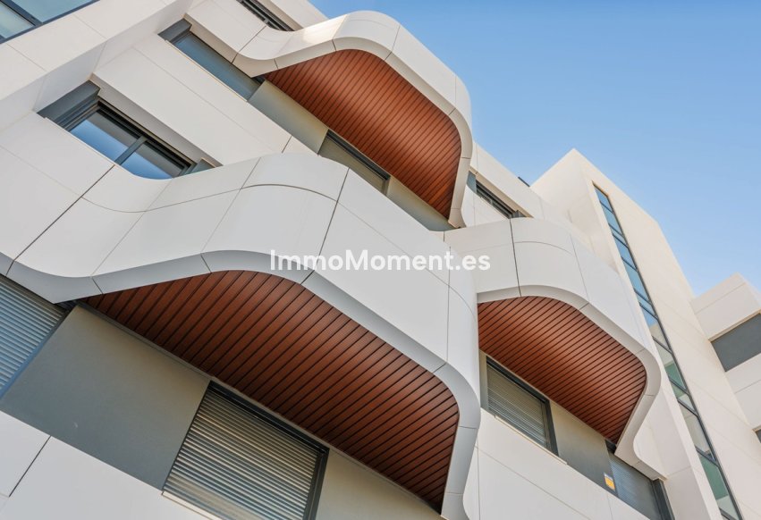 Resale - Apartment - Torremolinos - Playamar