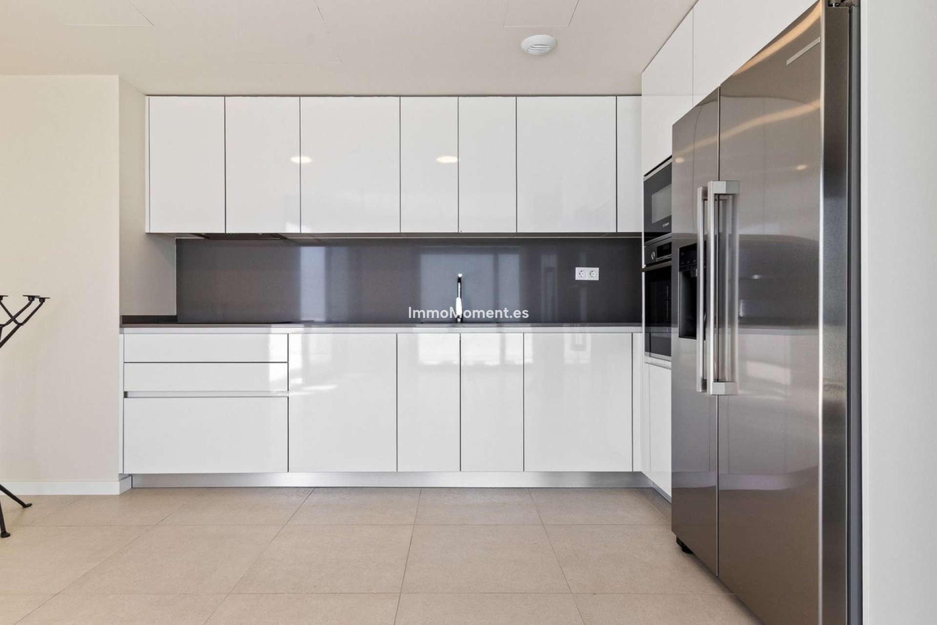 Resale - Apartment - Torremolinos - Playamar