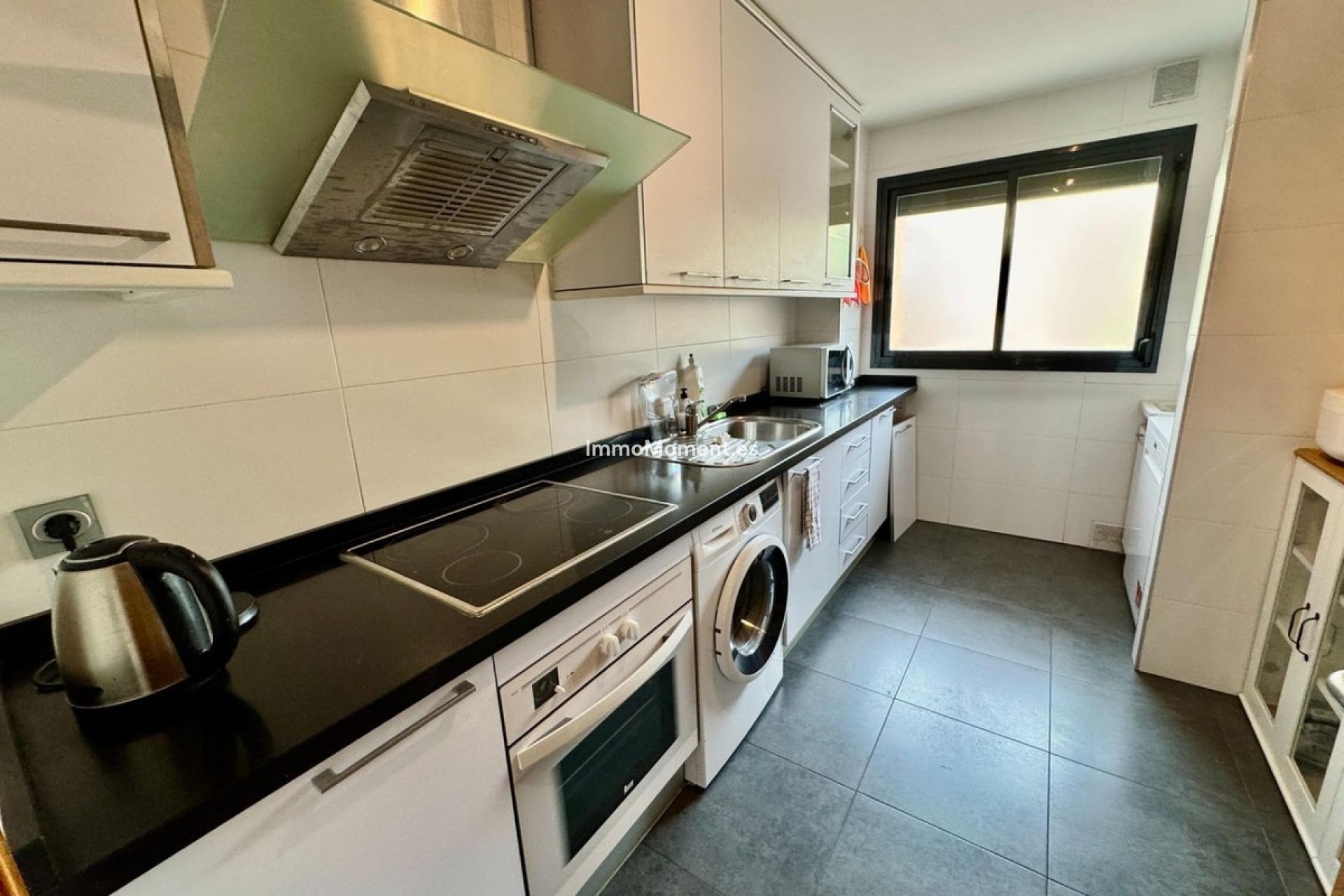 Resale - Apartment - Torremolinos - Torremolinos Centro