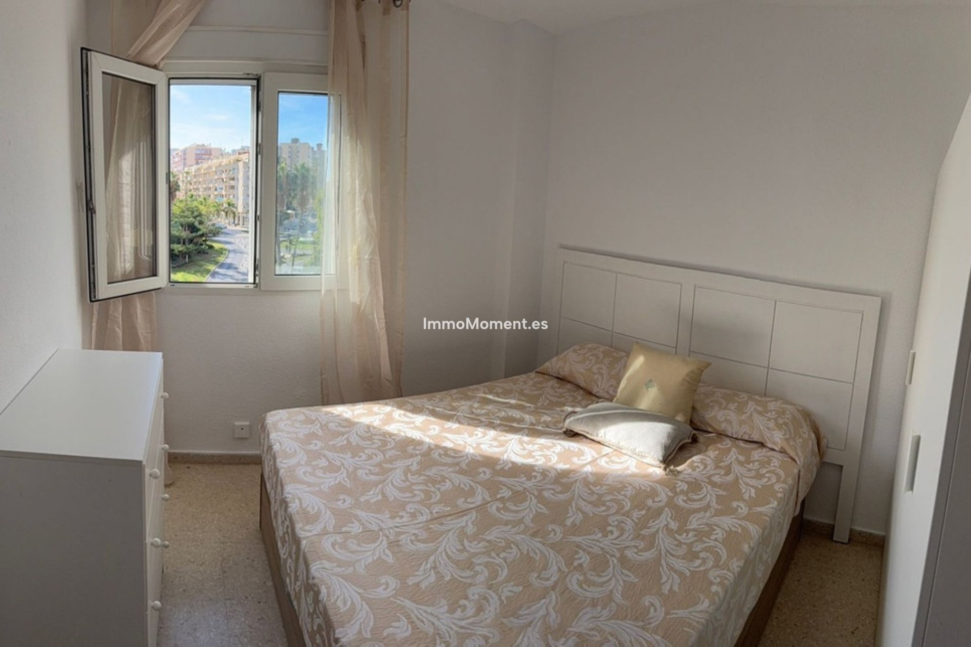 Resale - Apartment - Torremolinos - Torremolinos Centro