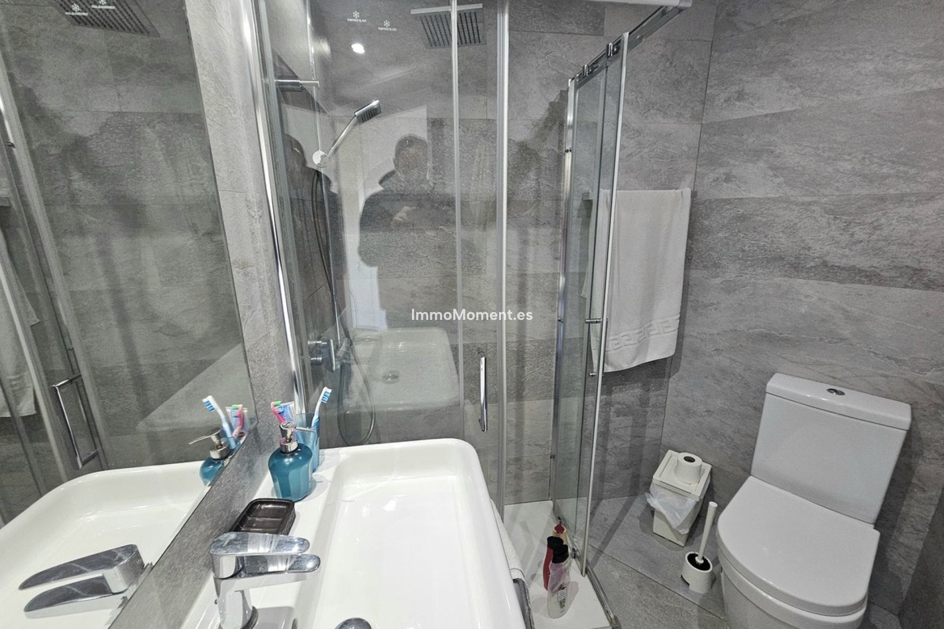 Resale - Apartment - Torremolinos