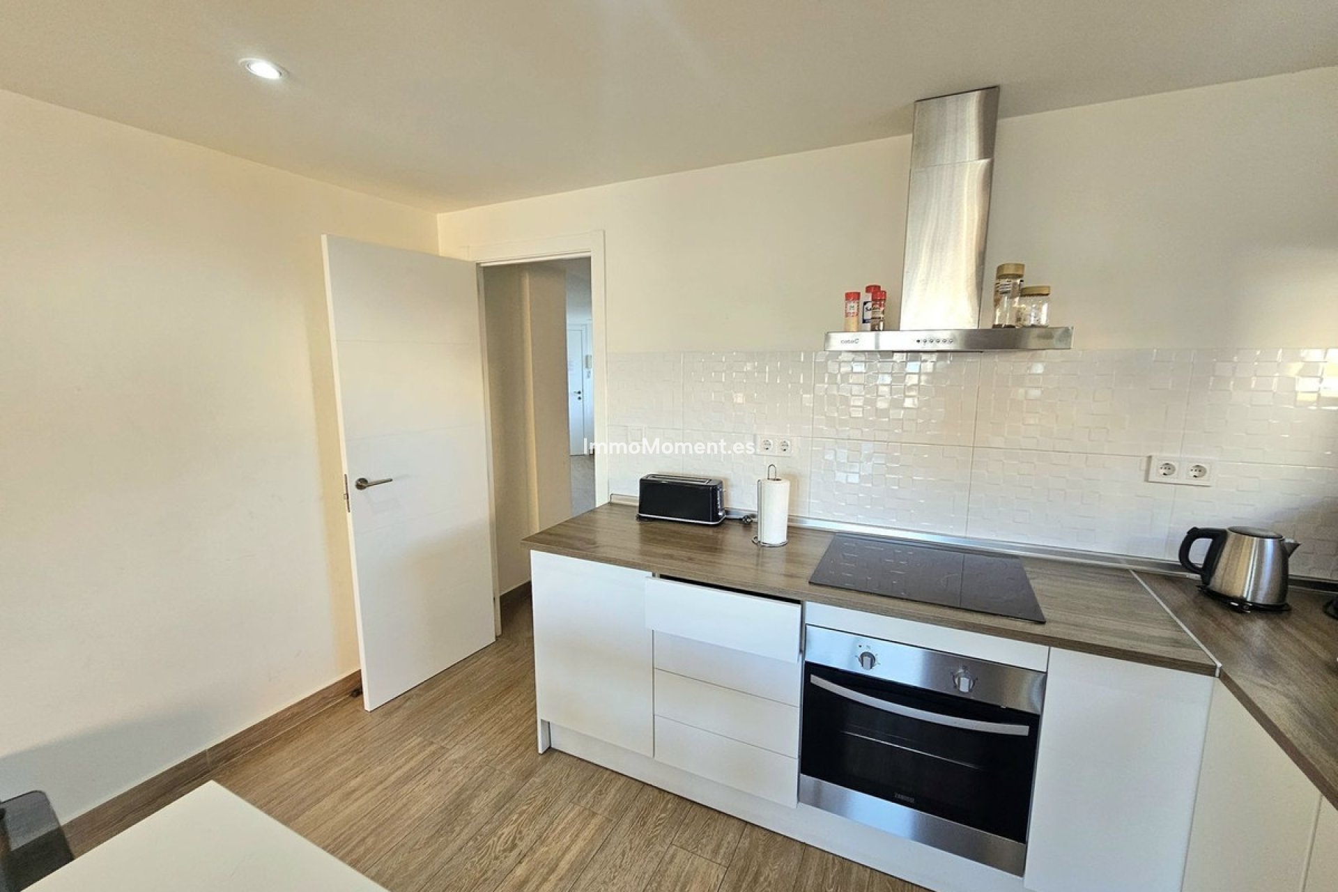 Resale - Apartment - Torremolinos