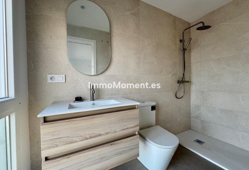 Resale - Apartment - Torremolinos