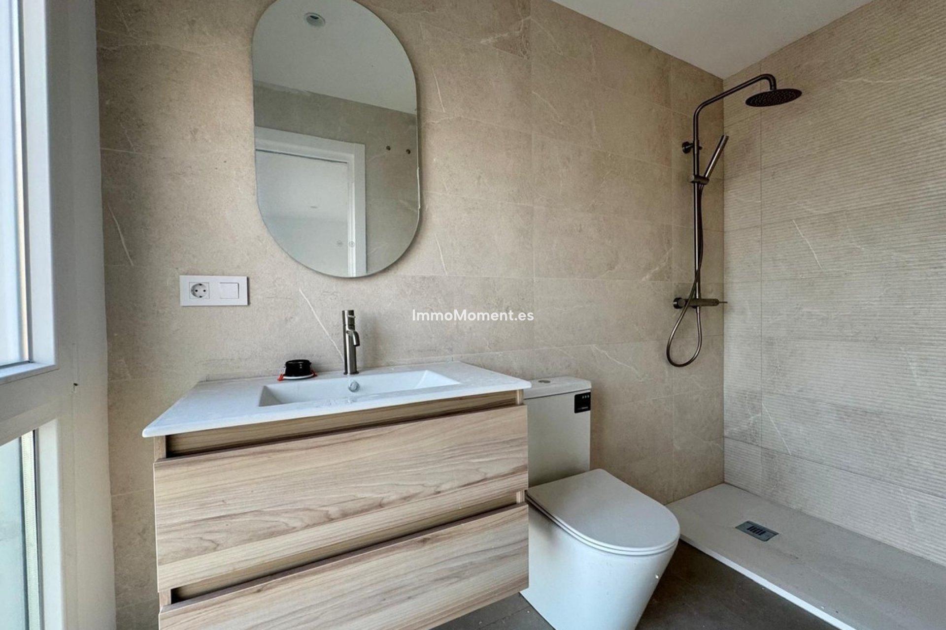 Resale - Apartment - Torremolinos