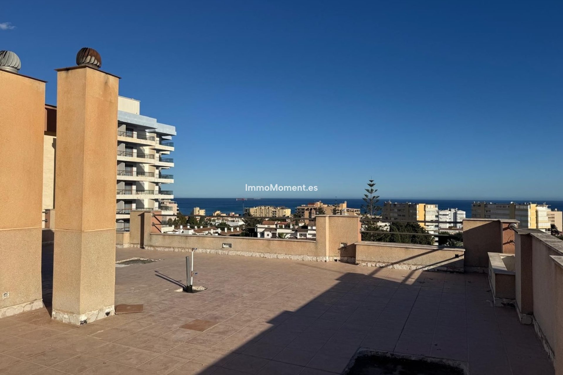 Resale - Apartment - Torremolinos