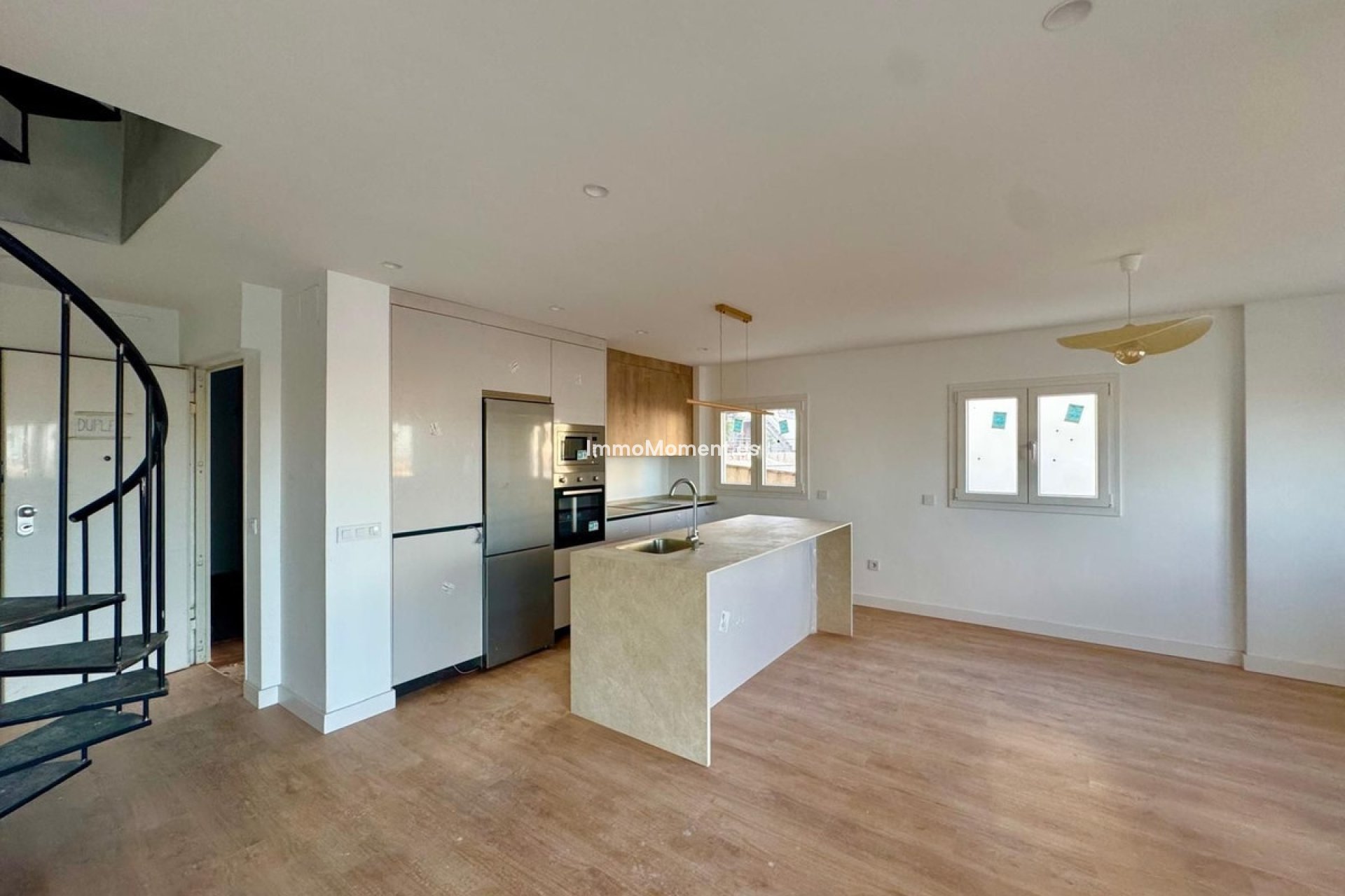 Resale - Apartment - Torremolinos