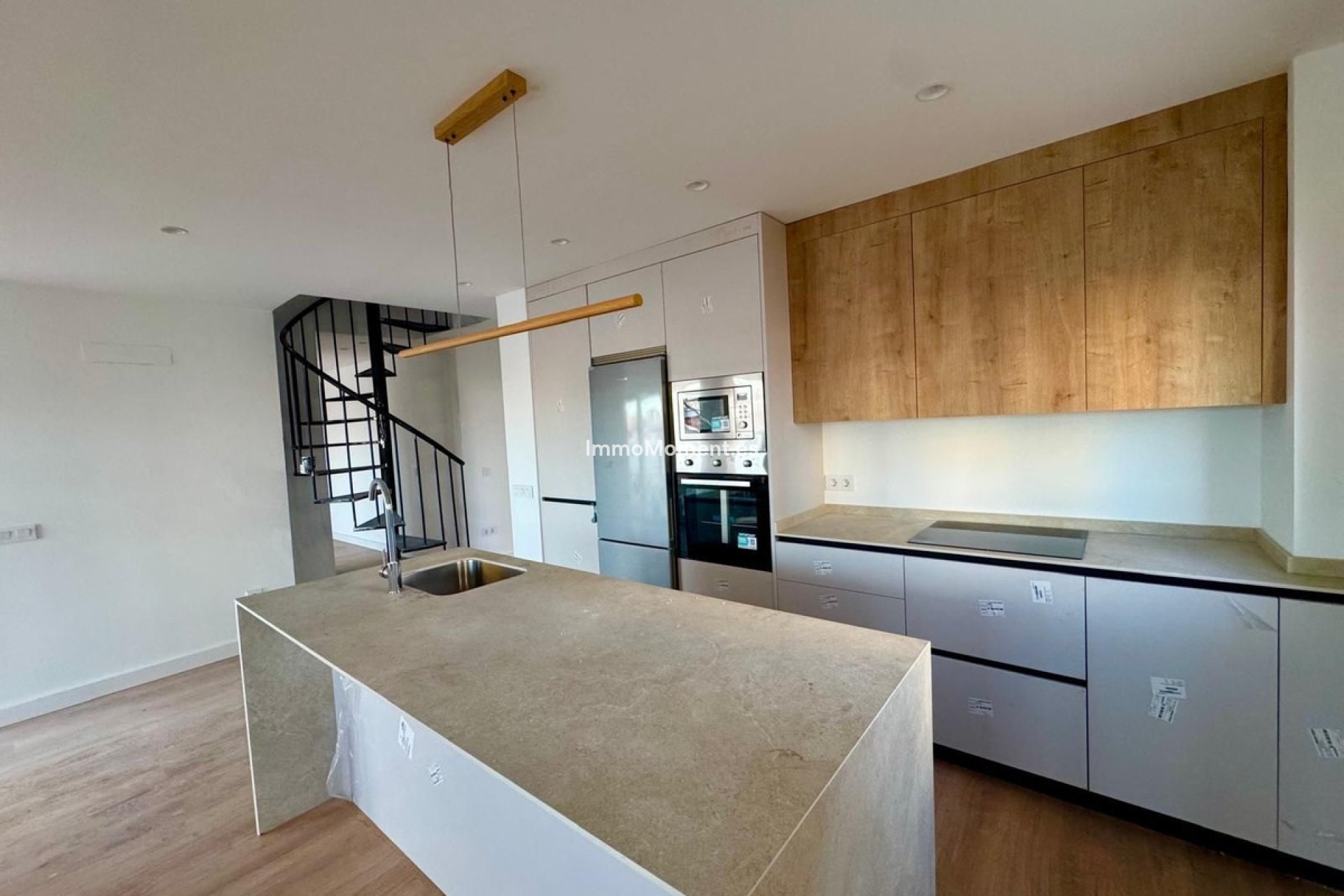 Resale - Apartment - Torremolinos